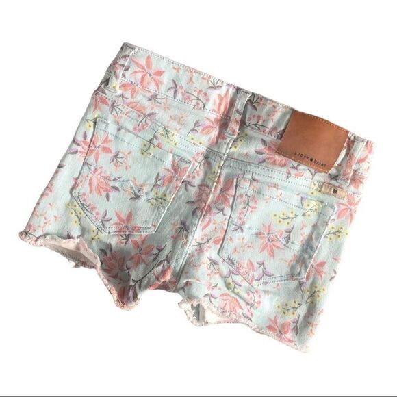 Luck Brand Riley Floral frayed shorts 7 - Picture 2 of 5